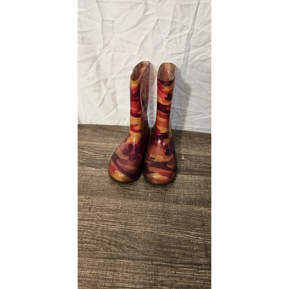 Girl's Pink and Purple Camoflauge Rain Boots -_ ITEM #3291 - Picture 1 of 5